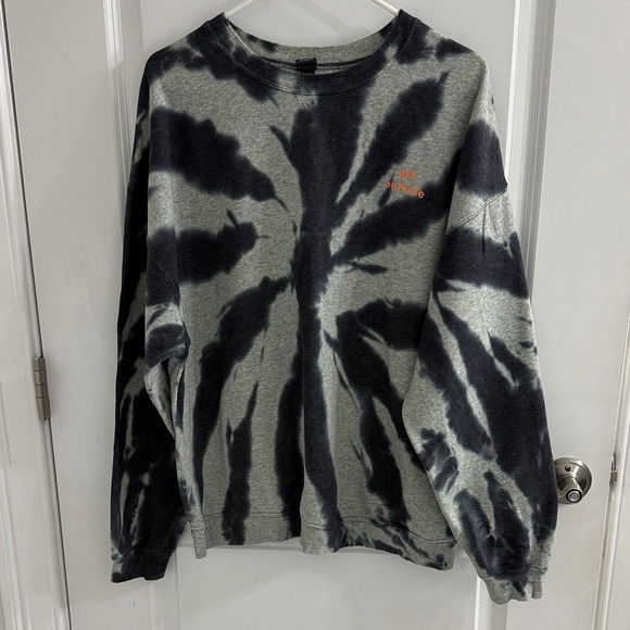 wild fable Sweaters - Wild Fable Black and Gray Tie-Dye Sweater